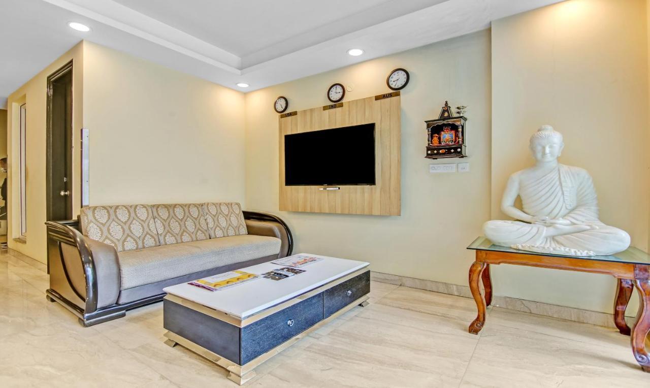Treebo Sai Village Gold Souk - Sec 43 Gurgaon Exterior foto