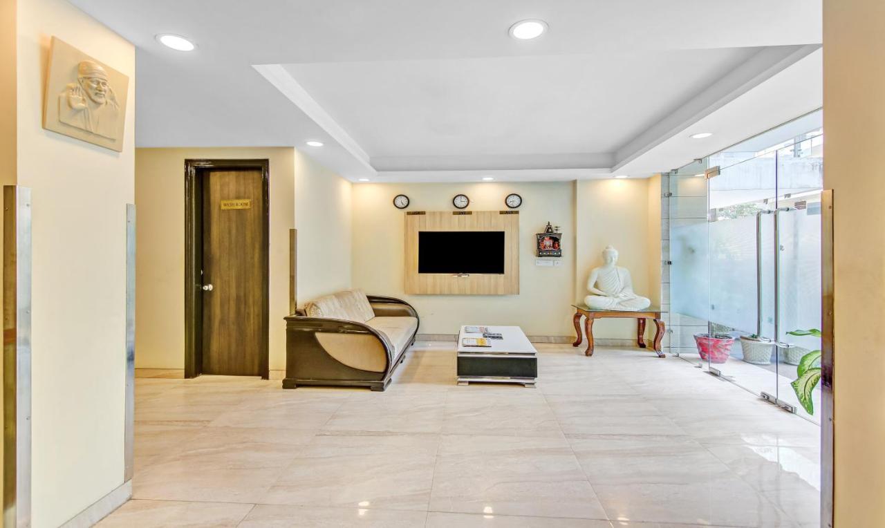 Treebo Sai Village Gold Souk - Sec 43 Gurgaon Exterior foto