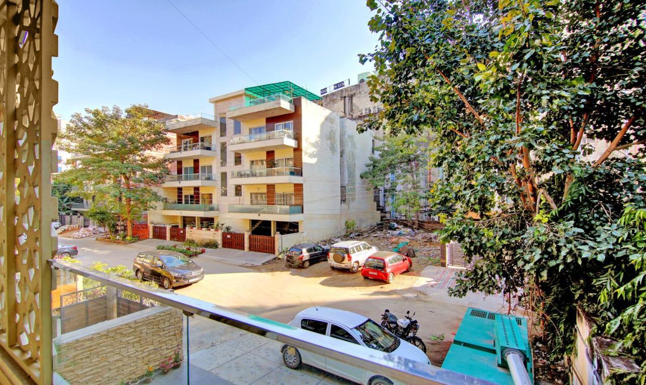 Treebo Sai Village Gold Souk - Sec 43 Gurgaon Exterior foto