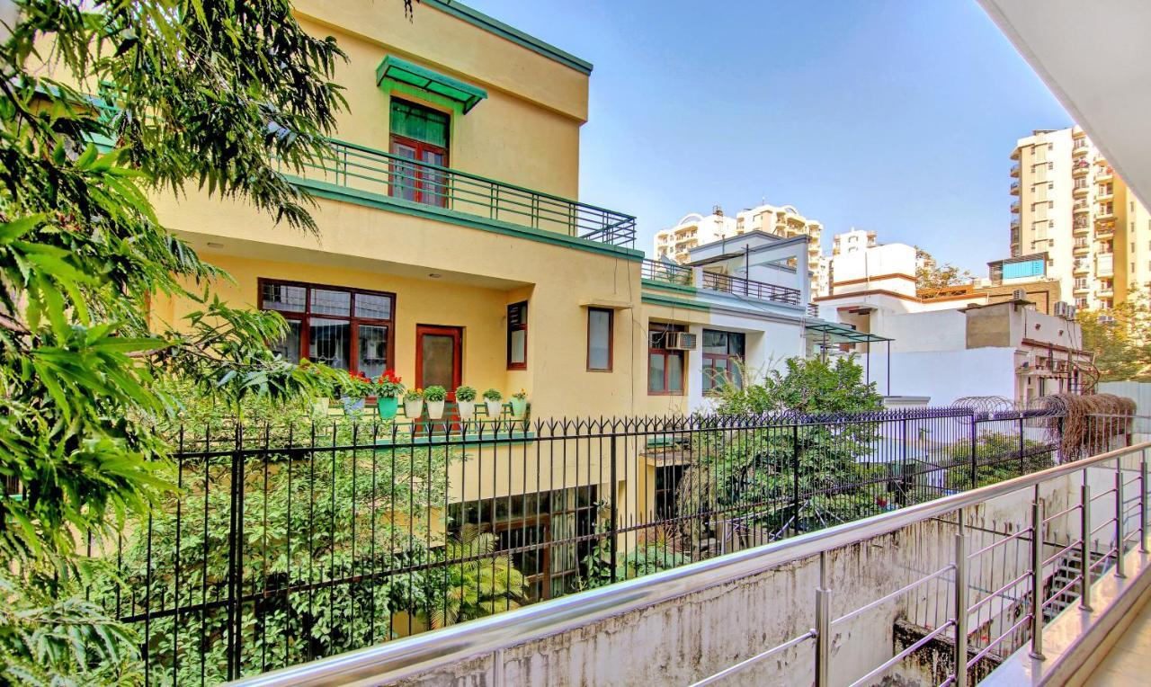 Treebo Sai Village Gold Souk - Sec 43 Gurgaon Exterior foto