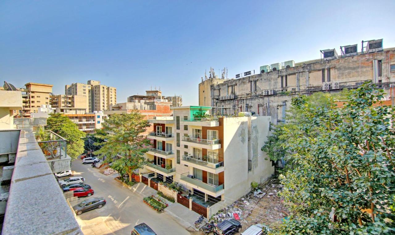 Treebo Sai Village Gold Souk - Sec 43 Gurgaon Exterior foto
