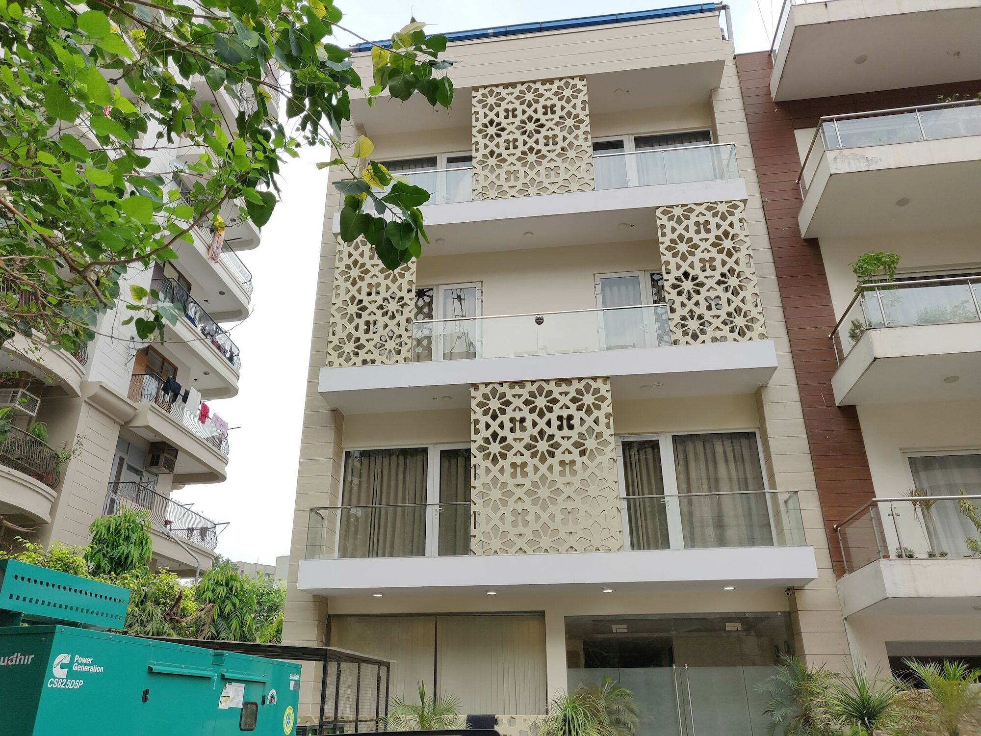 Treebo Sai Village Gold Souk - Sec 43 Gurgaon Exterior foto